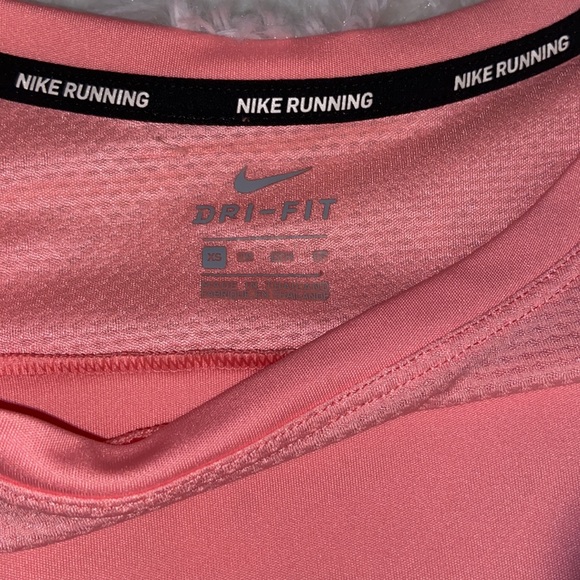 Nike running top - Picture 2 of 3